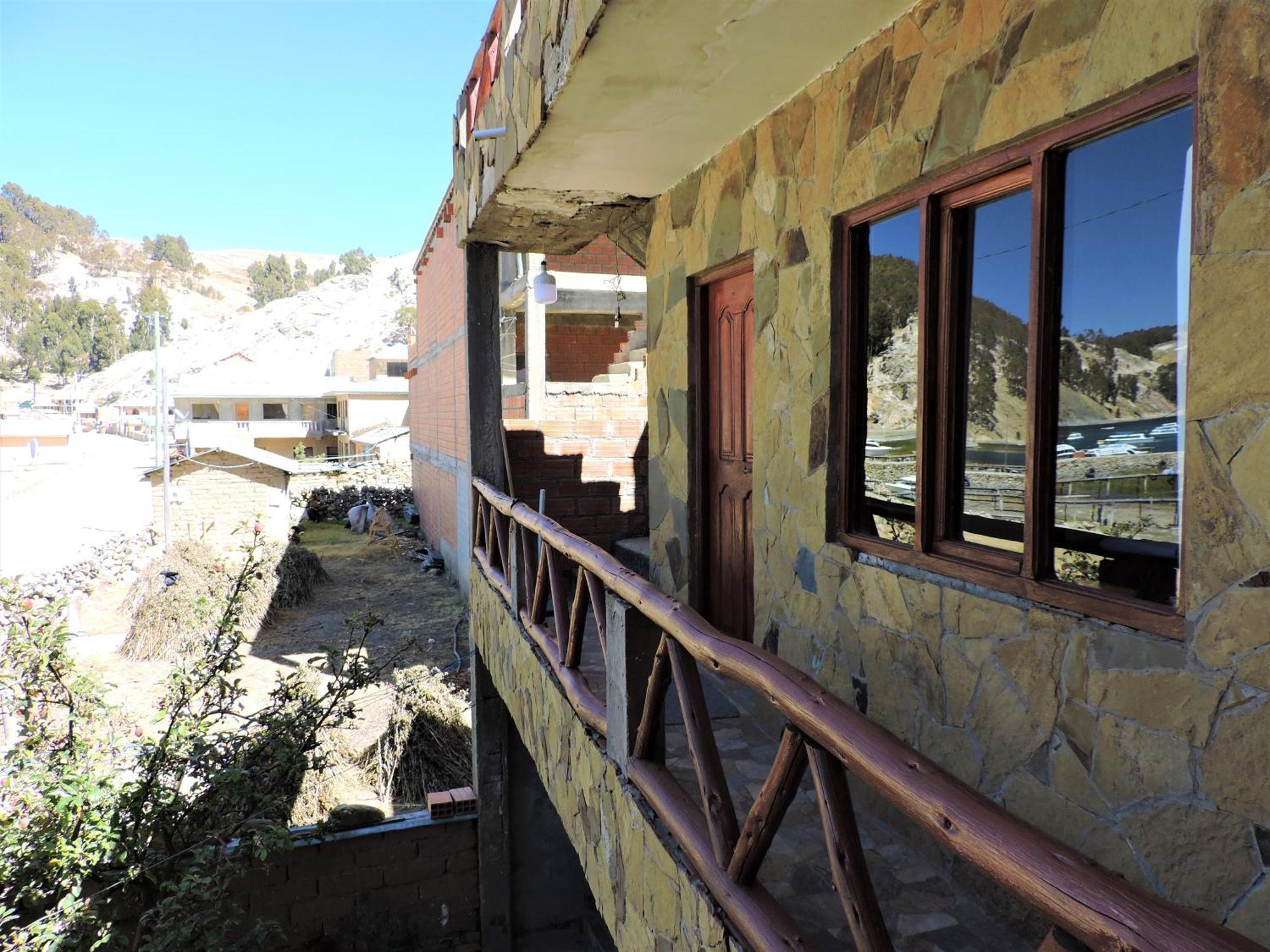 Titi Qala Hostel Comunidad Challapampa Bagian luar foto